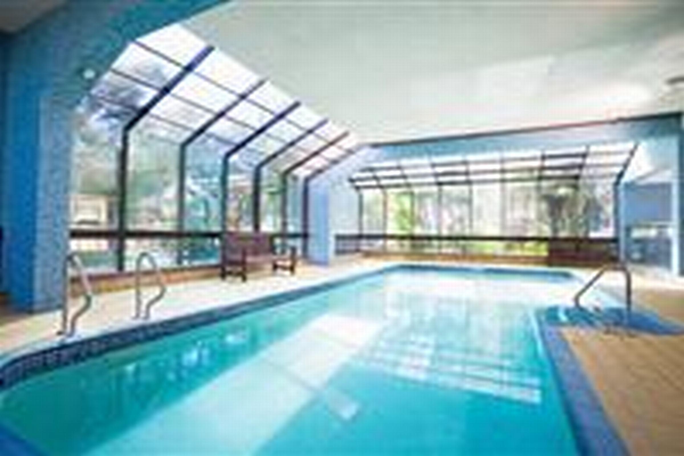 Breakfree Longbeach Resort Gold Coast Exterior photo